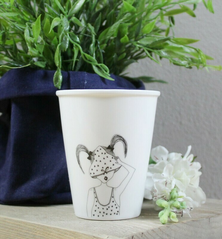 Tazza in porcellana bianca - UNDERWEAR GIRL