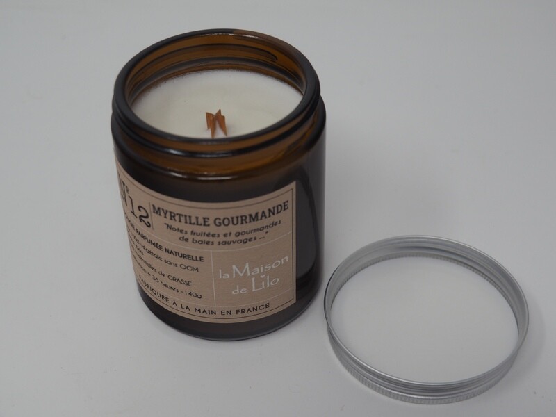 MAL003 Bougie parfumée 140g mèche bois myrtille gourmande