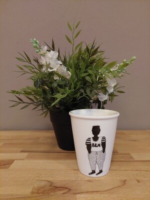 Tazza in porcellana bianca - BLM