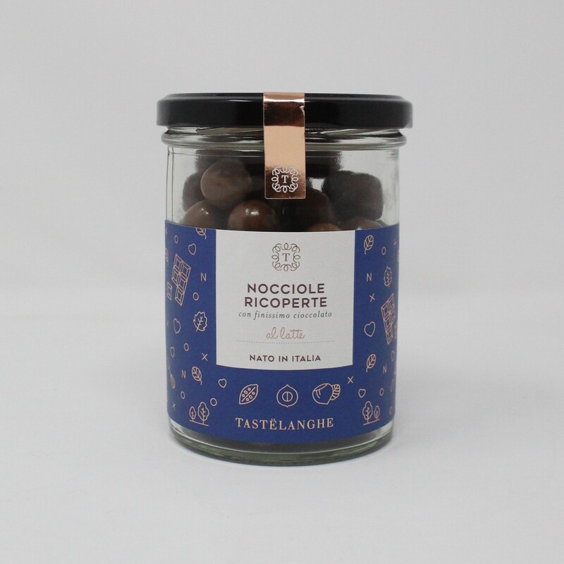 Nocciole ricoperte di cioccolato al latte - 200gr