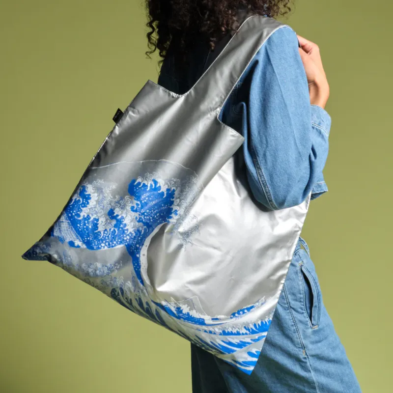 Borsa Hokusai The Gret Wave Silver Con Pochette