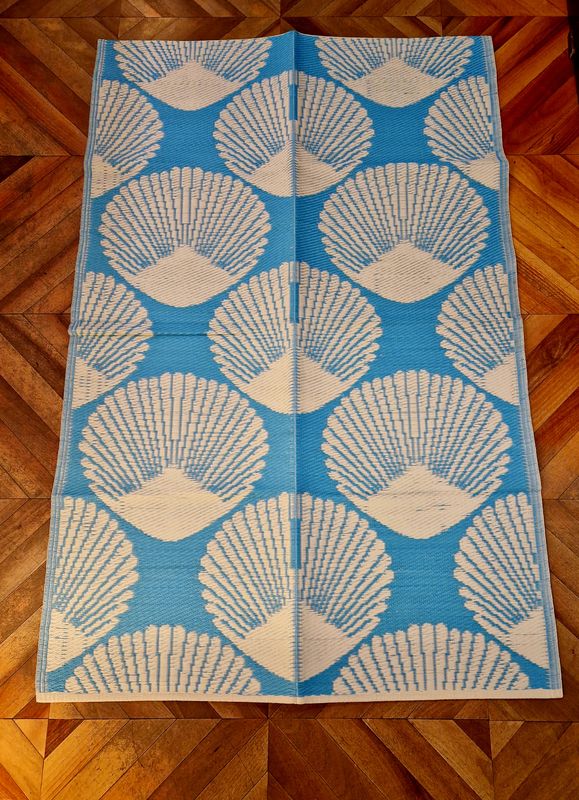 Tappeto In Plastica Riciclata Azzurro Conchiglie