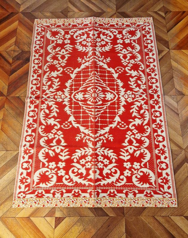 Tappeto In Plastica Riciclata Rosso Bordo A Foiri