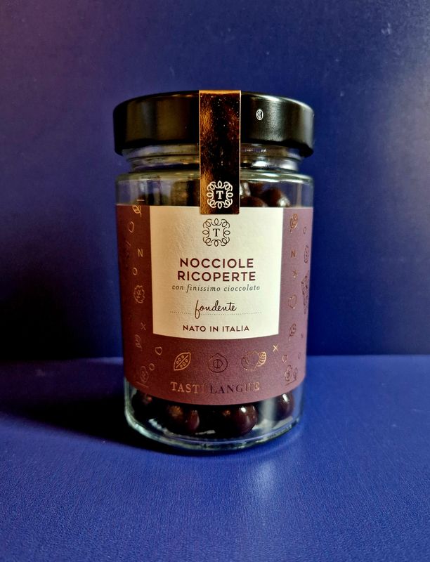 Nocciole ricoperte di cioccolato fondente - 200gr