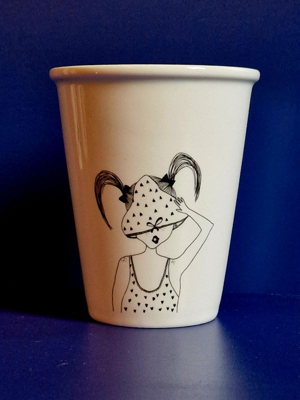 Tazza in porcellana bianca - UNDERWEAR GIRL