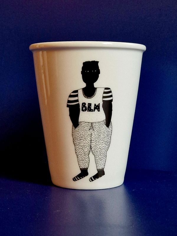 Tazza in porcellana bianca - BLM