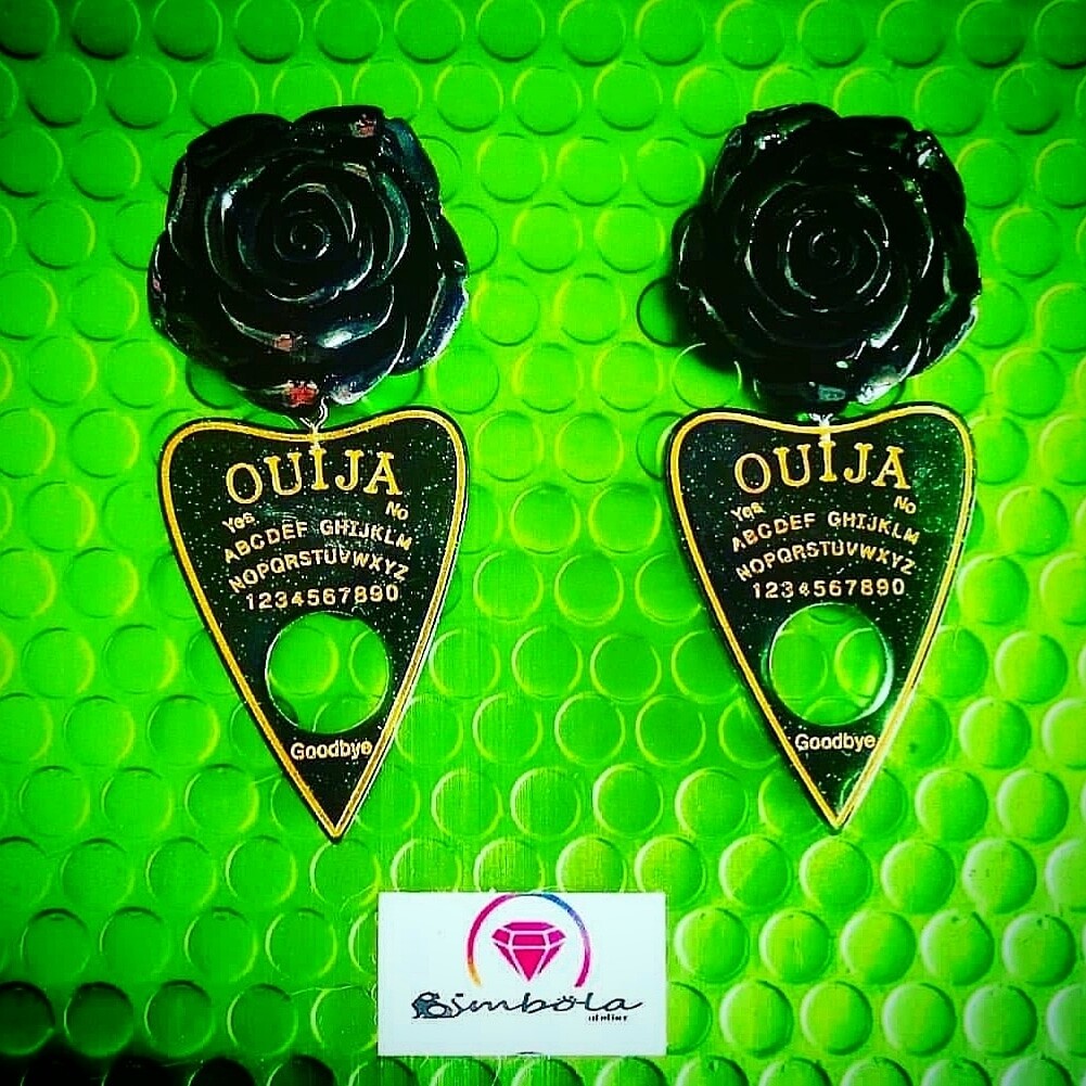 Pendientes Ouija negras