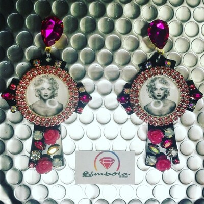 Pendientes Madonna cruz pedrería rosas cross earrings cruces