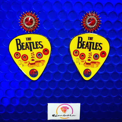 Pendientes Beatl pendientes rockeros púa rock earrings pendientes glitter spike earrings Yellow submari pua
