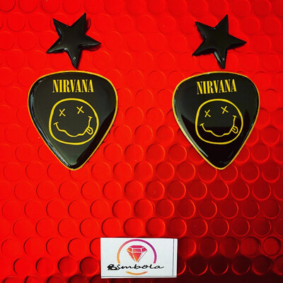 Pendientes NIRVA earrings funny earrings glitter earrings handmade earrings púa de guitarra pendientes rockeros rock earrings pua spike 