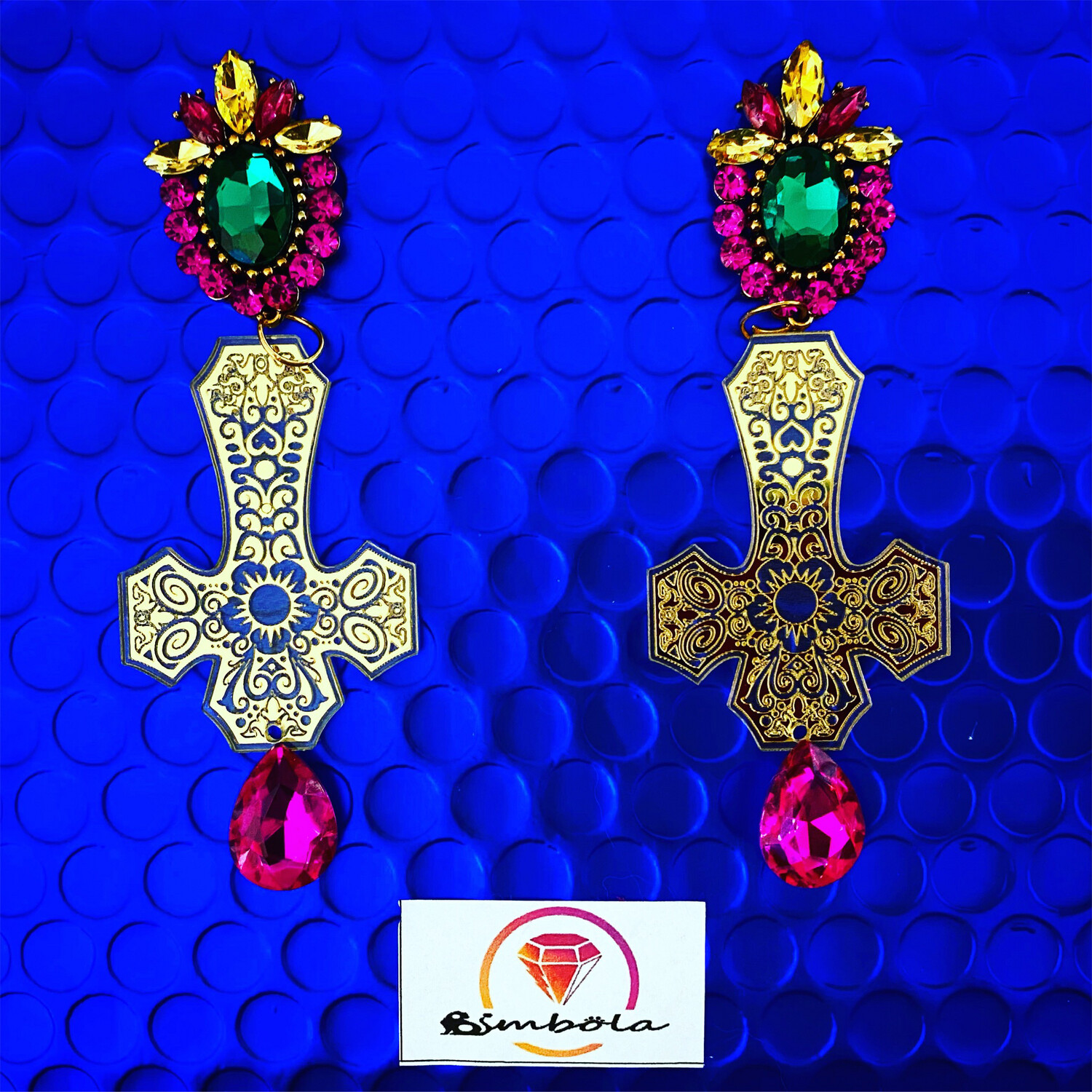 PENDIENTES CRUCES INVERTIDAS DORADAS ESPEJADAS CON PEDRERÍA PENDIENTES CRUZ CROSS EARRINGS
