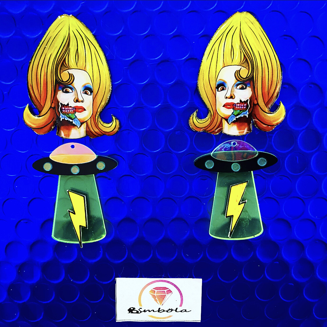 PENDIENTES MARS ATTACK GIRL FUNNY EARRINGS HANDMADE CARTOON HALLOWEEN ALIEN ENTE SHOP EXCLUSIVE DESIGN 