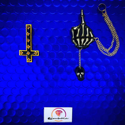 PENDIENTES CALAVERA CRUZ CROSS WOMAN EARRINGS HANDMADE FREAK BLACK SKULL CADENA CHAIN 