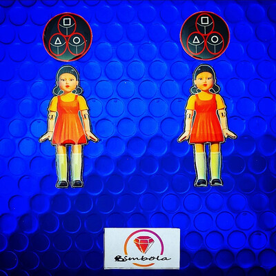 Pendientes Squid game doll Halloween earrings Pendientes juego del calamar muñeca 