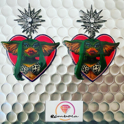 Pendientes Gremlins Greta earrings funny glitter handmade earrings corazon 