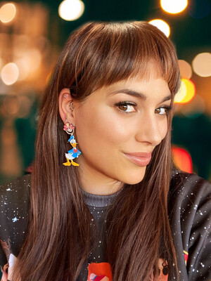 PENDIENTES PATO DONA CARTOON EARRINGS PENDIENTES DAIS
