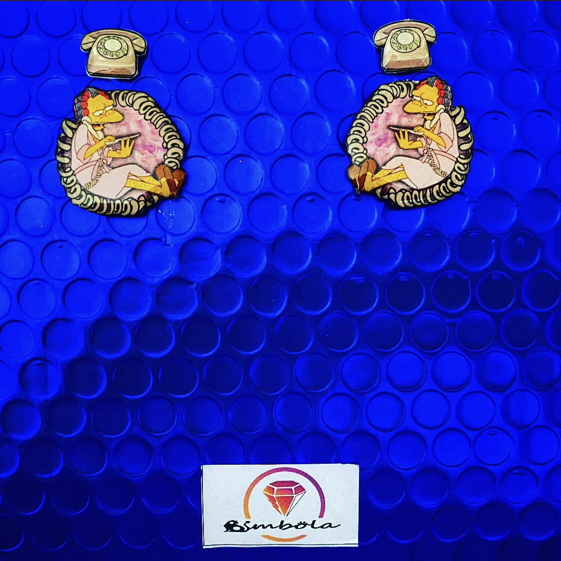 Pendientes Moe earrings pendientes Simp Pendientes dibujos animados cartoon earrings 