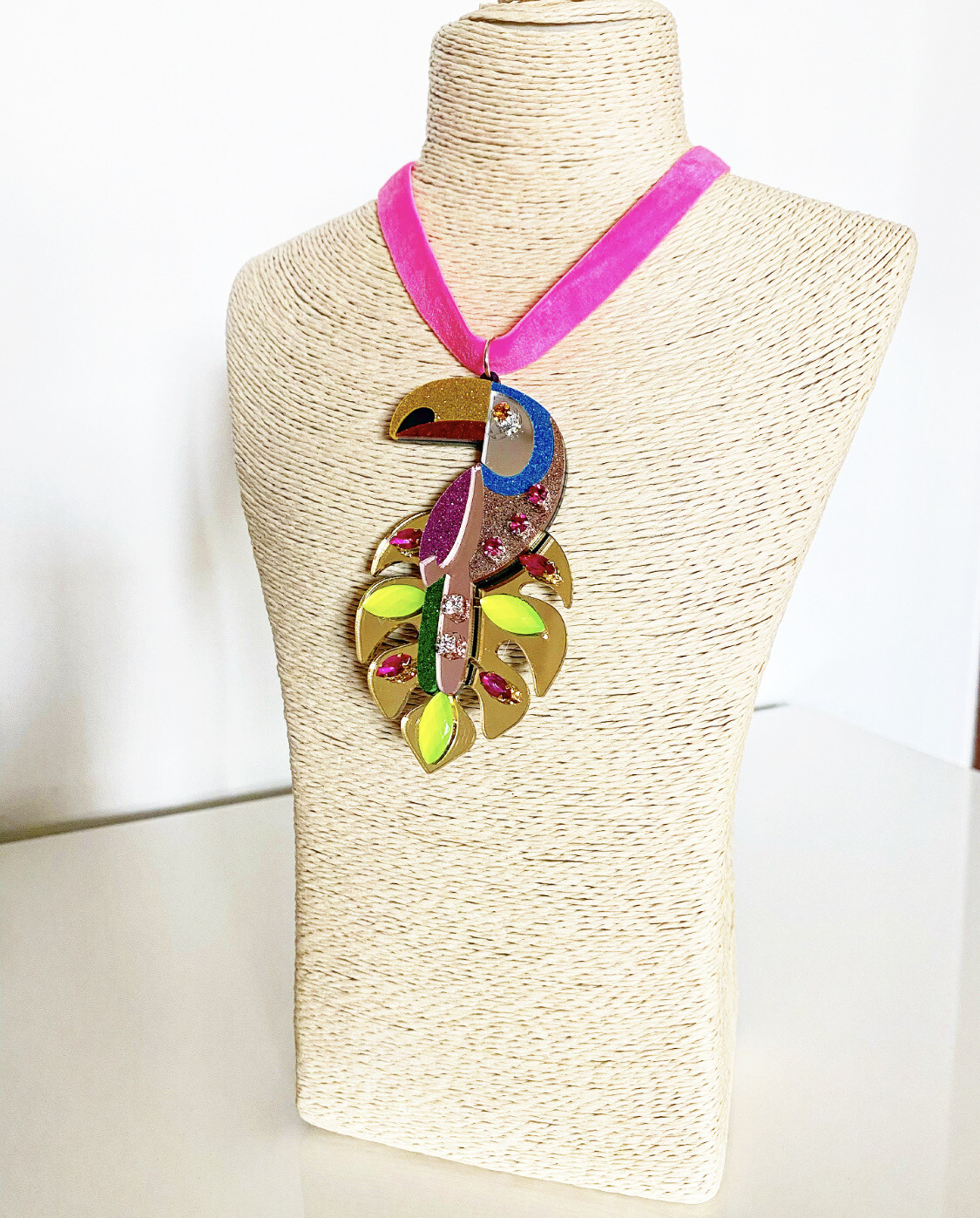 Collar tucan collar tropical collar tucán collar metacrilato collar choker 