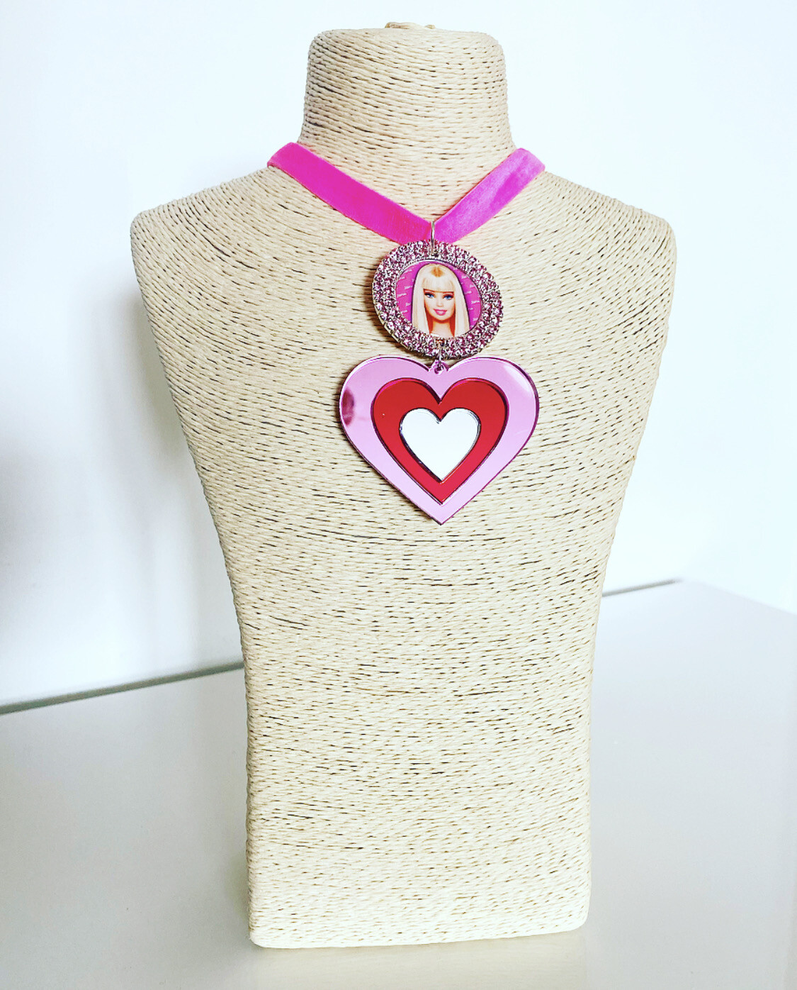 Collar muñeca collar corazón collar barbi collar metacrilato collar choker doll necklace 