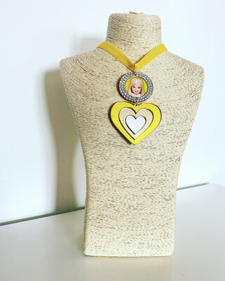 Collar muñeca collar corazón collar barbi collar metacrilato collar choker doll necklace 