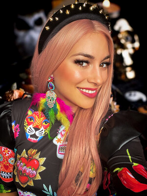 PENDIENTES HALLOWEEN EARRINGS Pendientes calaveras pendientes plumas