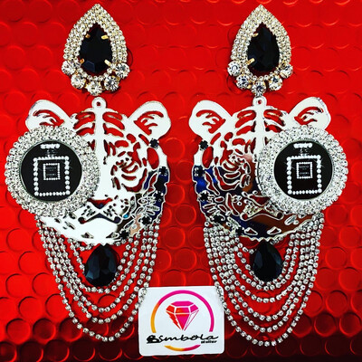 Pendientes perfume pendientes princesa pendientes tigre metacrilato luxury Chane strass