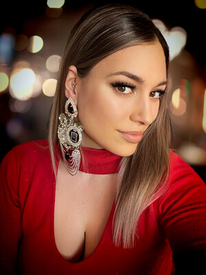 Pendientes perfume pendientes princesa pendientes tigre metacrilato luxury Chane strass