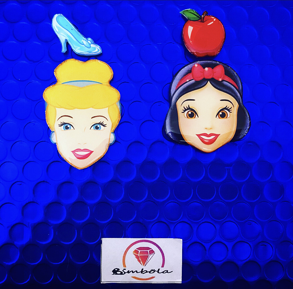 Pendientes Blancanieves pendientes Cenicienta Pendientes manzana Pendientes zapato Pendientes princesas