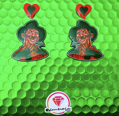 PENDIENTES FREDDI PENDIENTES KRUEGER EARRINGS PENDIENTES PESADILLA STREET EARRINGS HALLOWEEN EARRINGS EXCLUSIVE DESIGN ENTE SHOP 