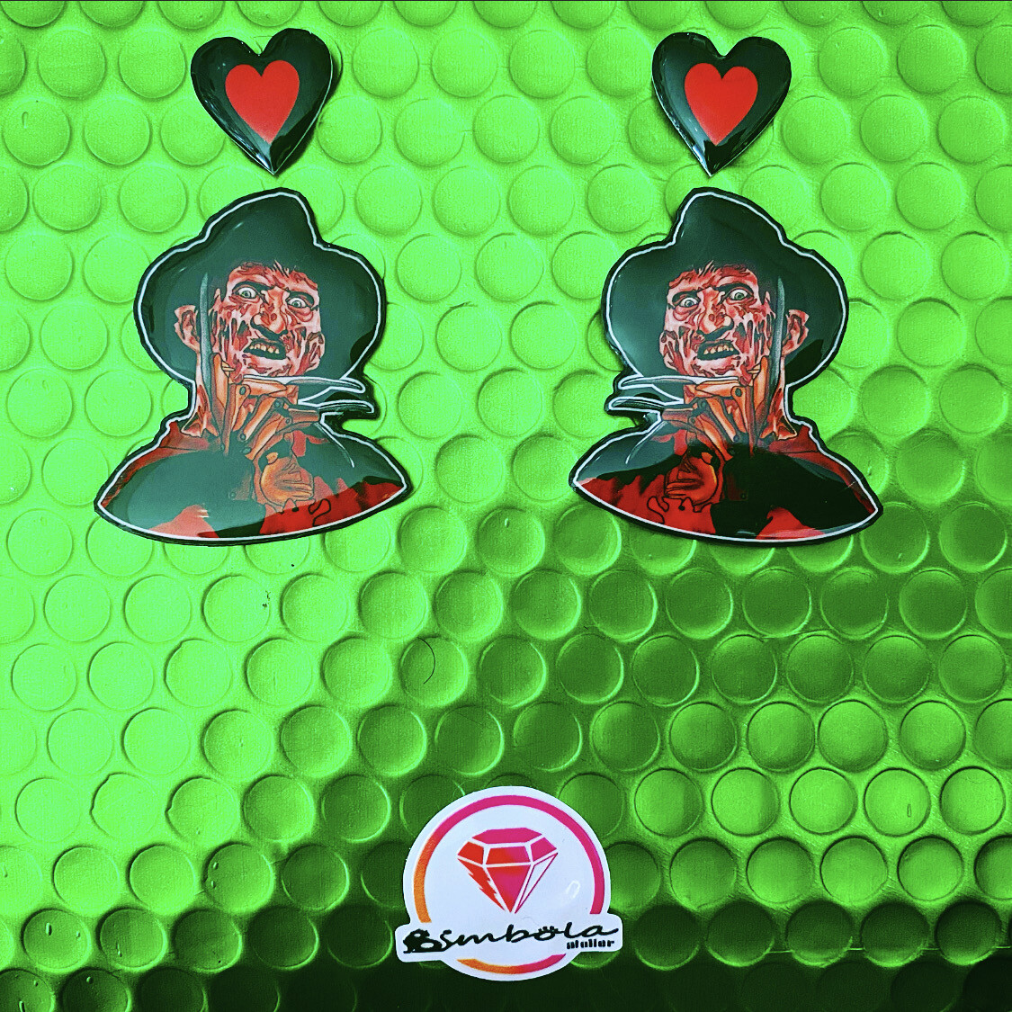 PENDIENTES FREDDI PENDIENTES KRUEGER EARRINGS PENDIENTES PESADILLA STREET EARRINGS HALLOWEEN EARRINGS EXCLUSIVE DESIGN ENTE SHOP 