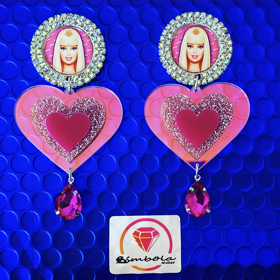 Pendientes Muñeca doll earrings pendientes barb pendientes princesa barbi corazones metacrilato 