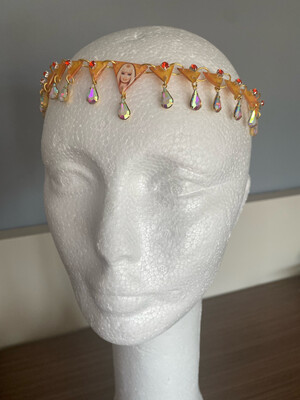 Tiara de cadena de acero Tiara cadena Fina Tiara mini charms triángulos Barb 