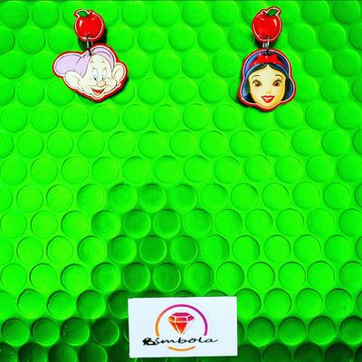 Pendientes villana pendientes evil Queen earrings Pendientes Blancanieves manzana