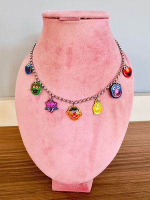 Collar barrio sésamo Elmo EPI Blas  necklace glitter collar acero de charms 