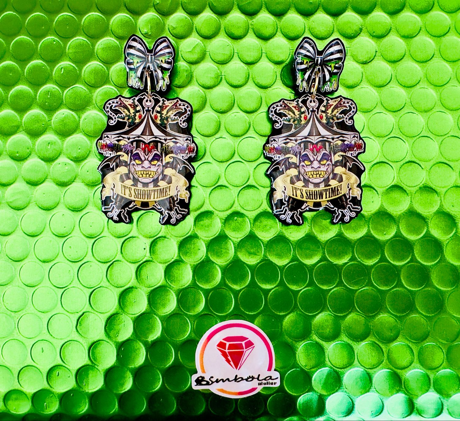 Pendientes Beetlejuice earrings snake serpiente bitelchus Lydia