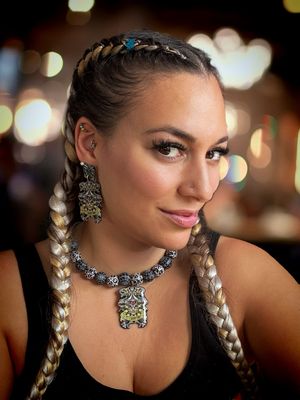 Pendientes Beetlejuice earrings snake serpiente bitelchus Lydia