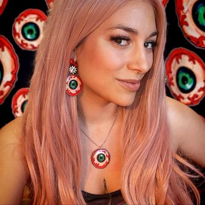 Collar ojo Ente shop design Halloween spooky blood