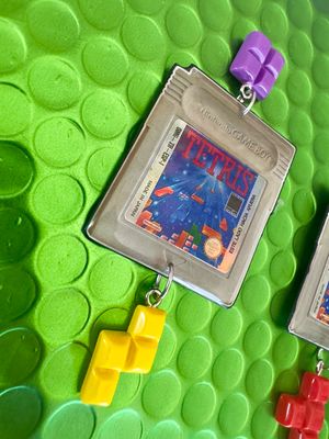 Pendientes tetris juego de consola gameboy game board earrings Pendientes reflectantes holográficos pendientes reversibles 