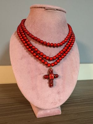 Collar cruz rosario Elisabeth Frankenstein holográfico iridescente escarabajo 