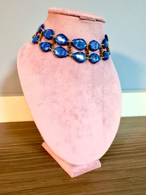 Collar Elisabeth Frankenstein holográfico iridescente escarabajos