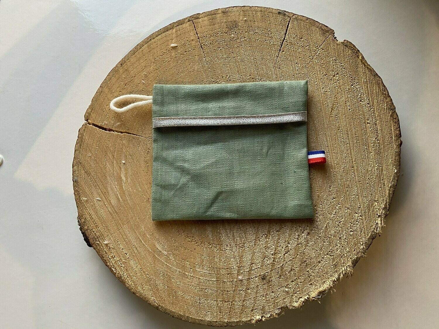 Pochette enduite "émeraude et ruban argenté"