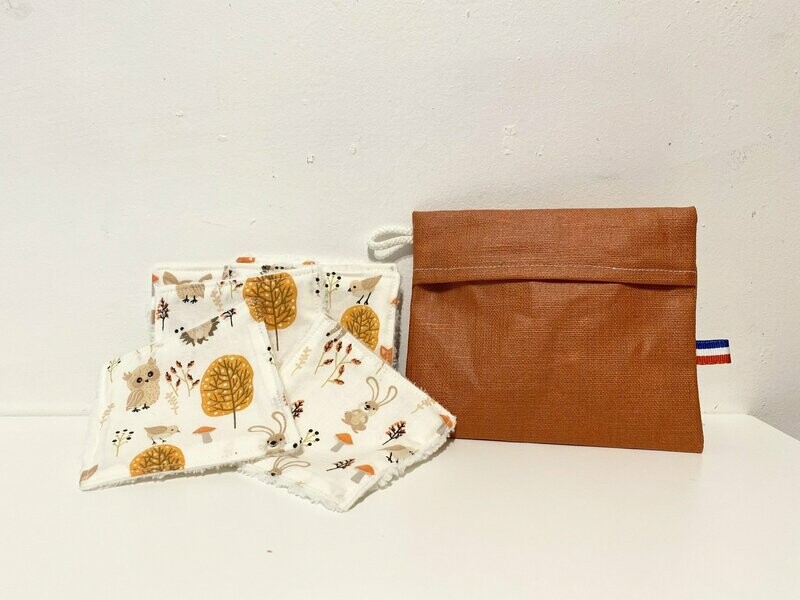 Ensemble lingettes lavables motifs animaux de la forêt et pochette de transport lin enduit rouge