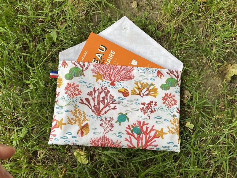 Pochette à livre à motifs algues et coraux