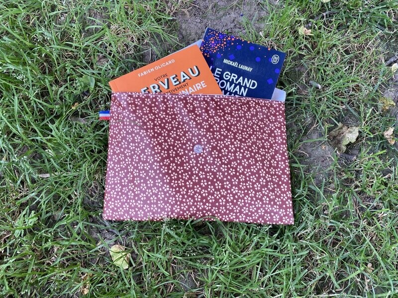 Pochette à livre bordeau à motifs