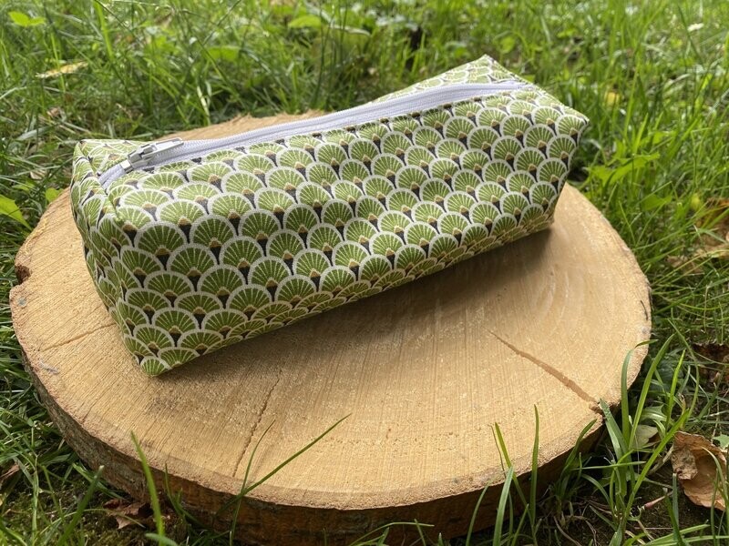 Trousse d'école à motifs géométriques verts