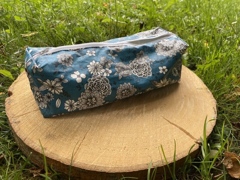 Trousse d'école à motifs fleurs