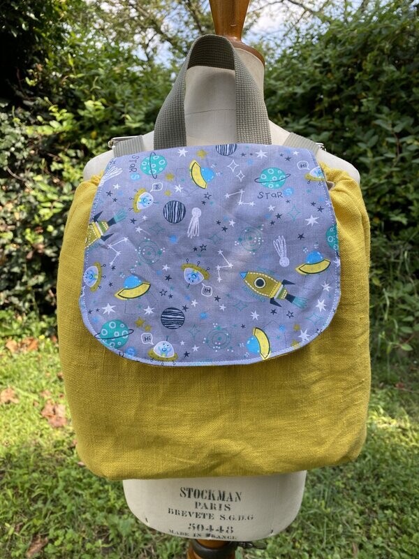Sac à dos d'enfant motifs espace et lin jaune