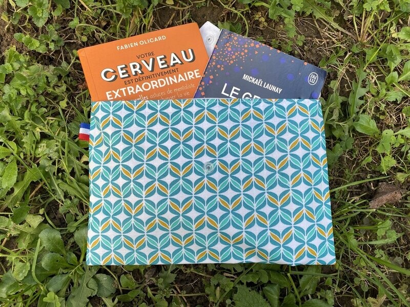 Pochette à livre à motifs géométriques bleus et jaunes