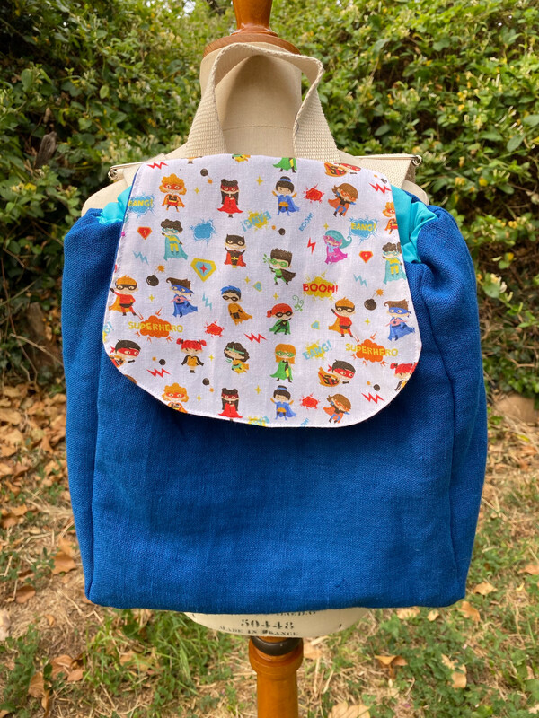 Sac à dos d'enfant motifs super héros 