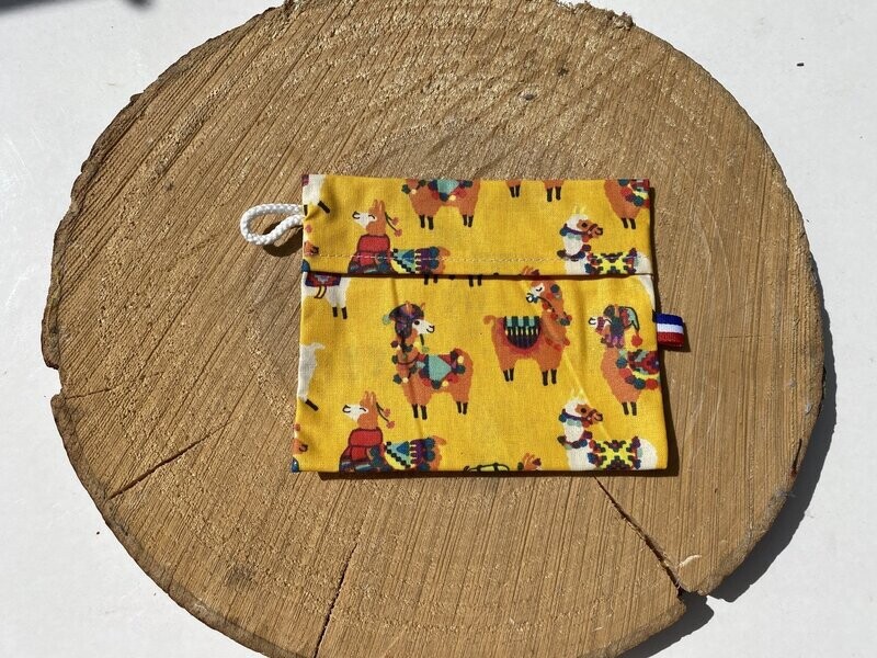 Pochette enduite à motifs lama